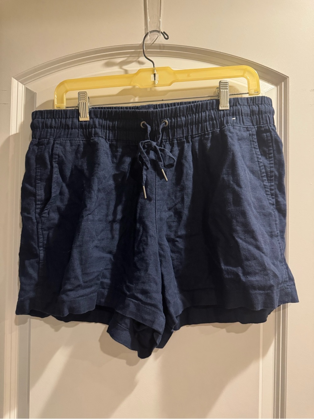 GAP Navy High-Waist Drawstring Linen-Blend Shorts